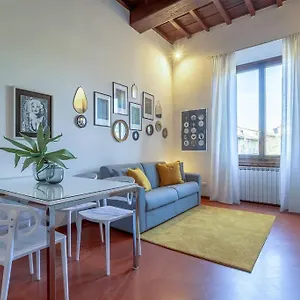 Apartment Discovering