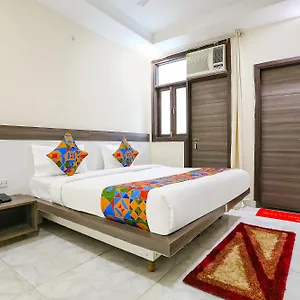 https://oyo-23299-hotel-royal-orbit.hotelsdelhi.org