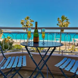 Apartment Sea Front - Panoramic View With Terrace - 85 M